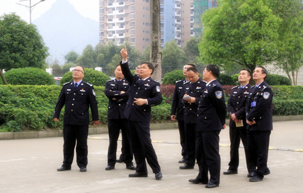 监狱长现场办公推进文化监狱建设项目落实