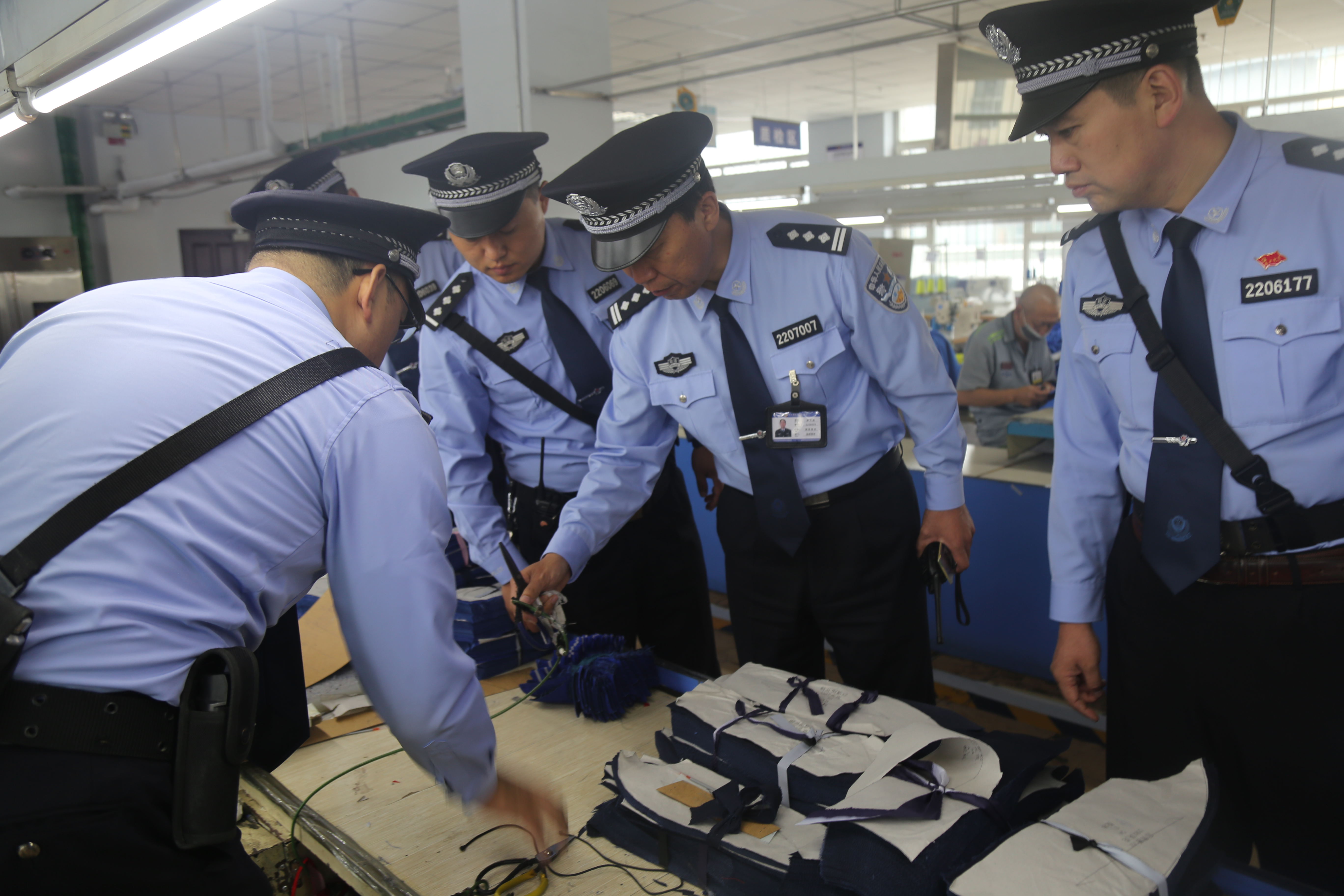 吉林省长春兴业监狱"四查 四一"坚决保障作风整顿见真效